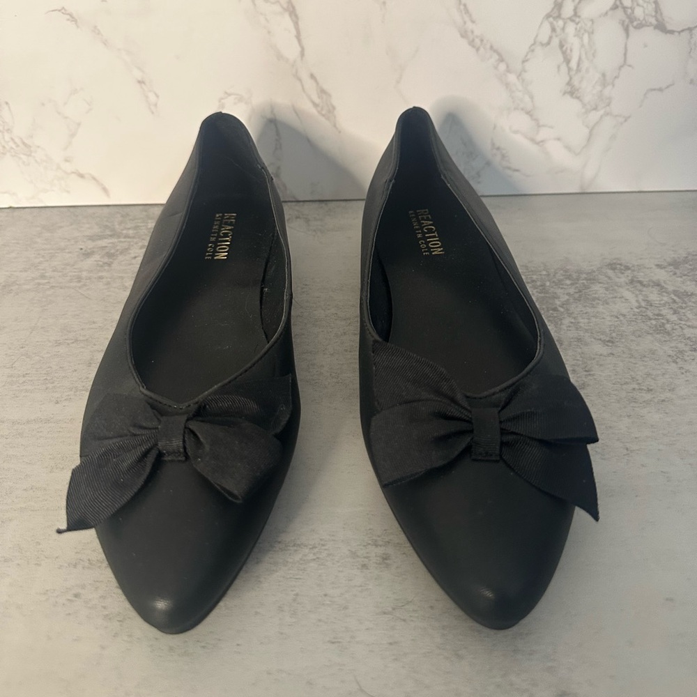 Black Lily Bow Pointed Toe Flat by Kenneth Cole
